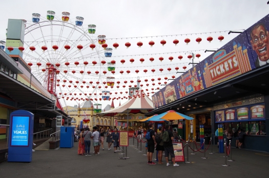 luna_park_sydney1.jpg